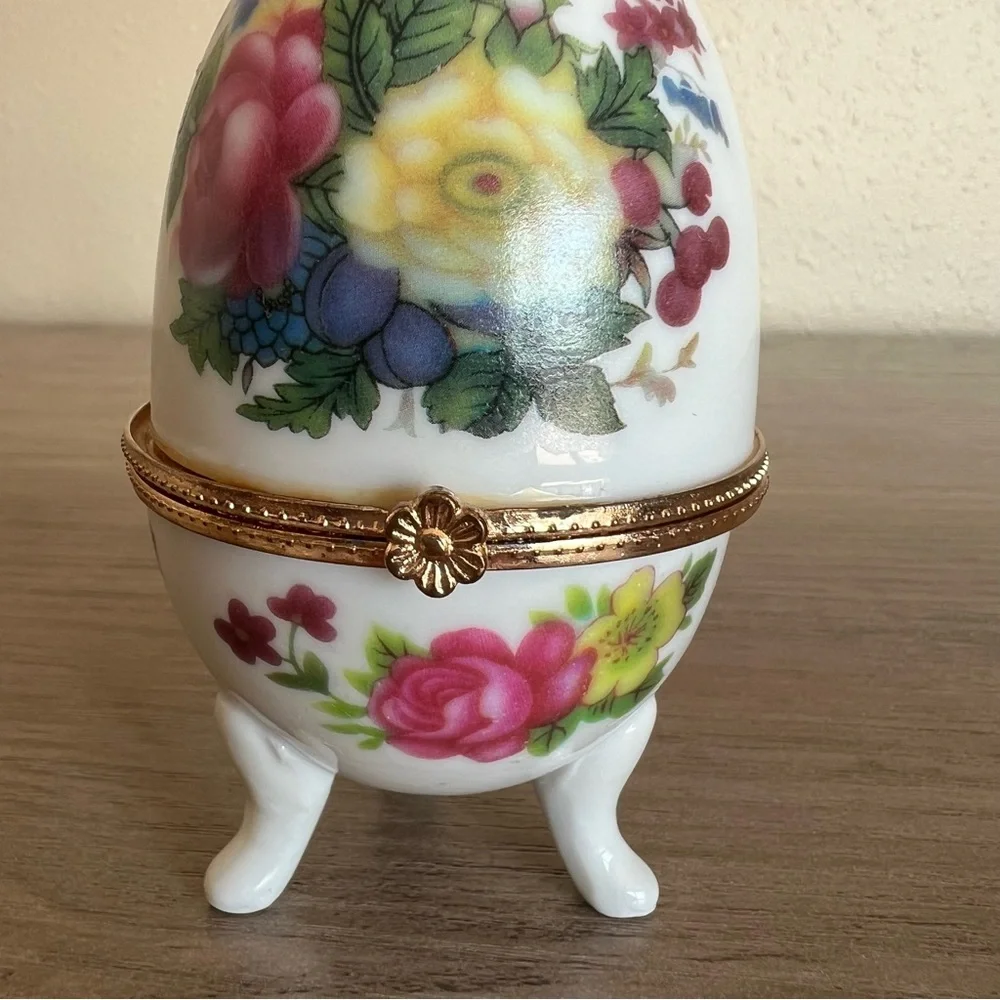 Vintage Porcelain Egg Trinket Box Jewelry Holder Floral Hinged Decor